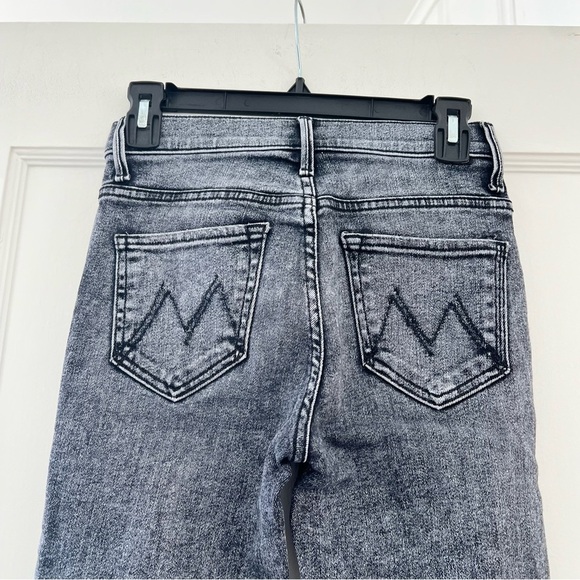 MOTHER The Insider Crop Step Fray in Train Stops Size 25 EUC - Picture 10 of 14